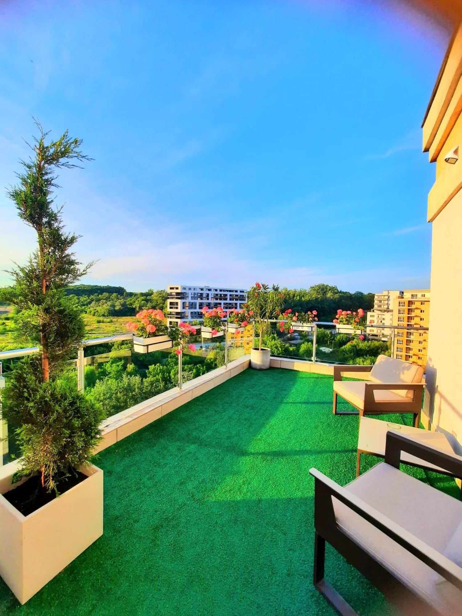 Penthouse View Aeroport Iasi 2 Apartman Kültér fotó