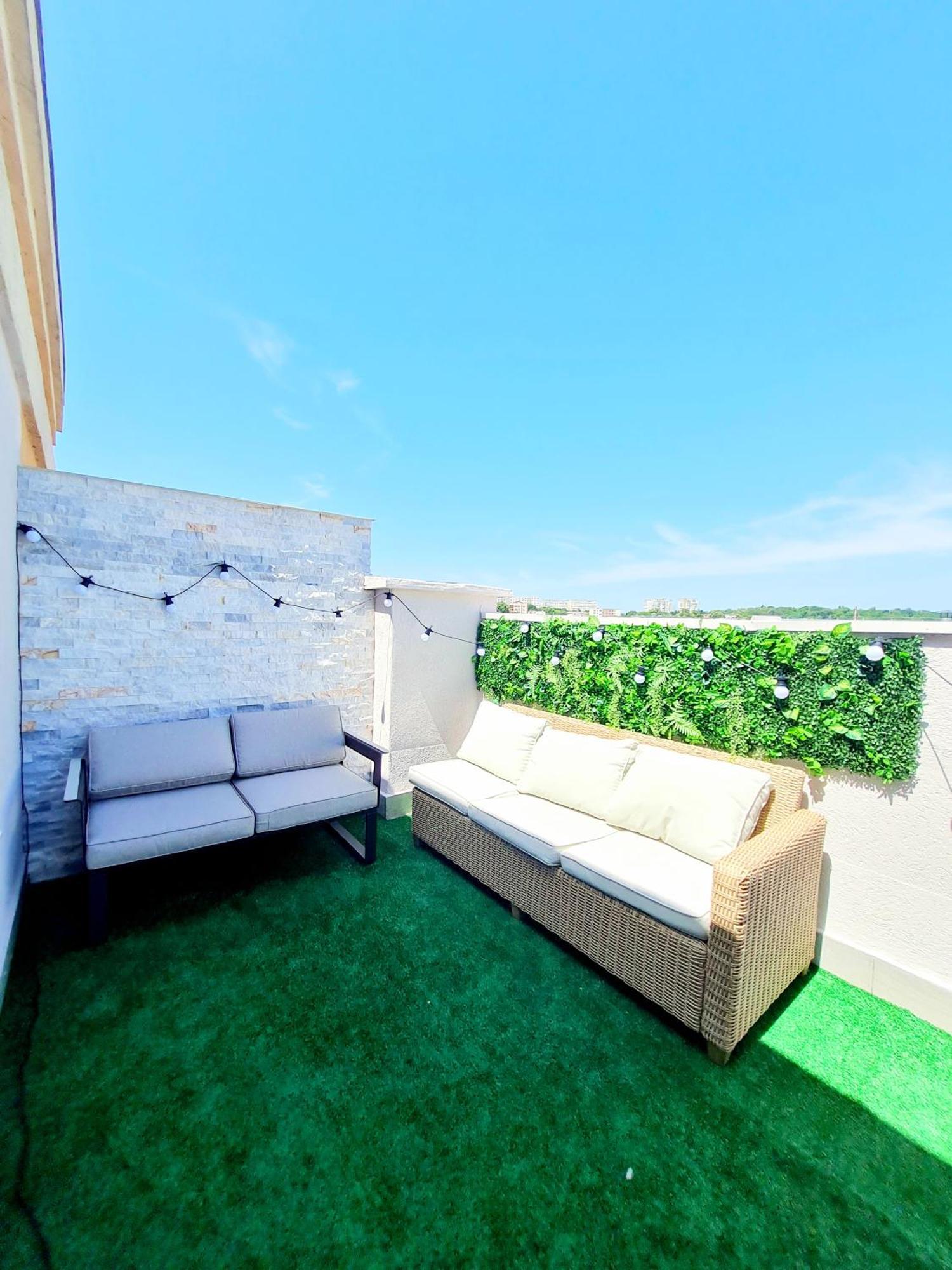 Penthouse View Aeroport Iasi 2 Apartman Kültér fotó